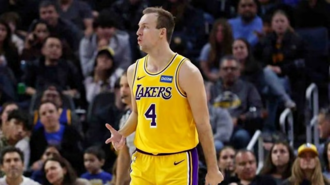 世界杯-神操作！真实命中率74%，2换1完成史诗级升级，佩林卡，真有你的