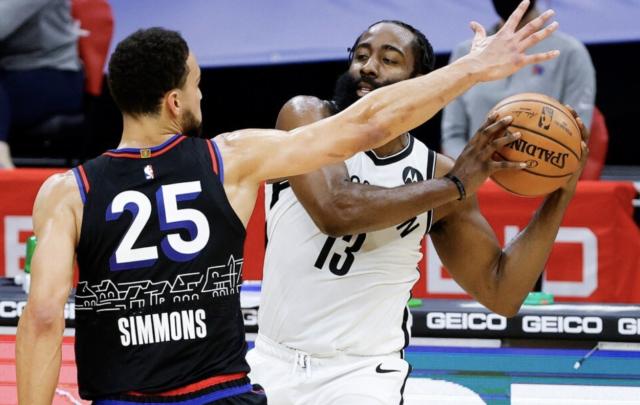 国际足联官方中文网站-西帝换防哈登扭转战局 欧文KD费城未来如何处理？